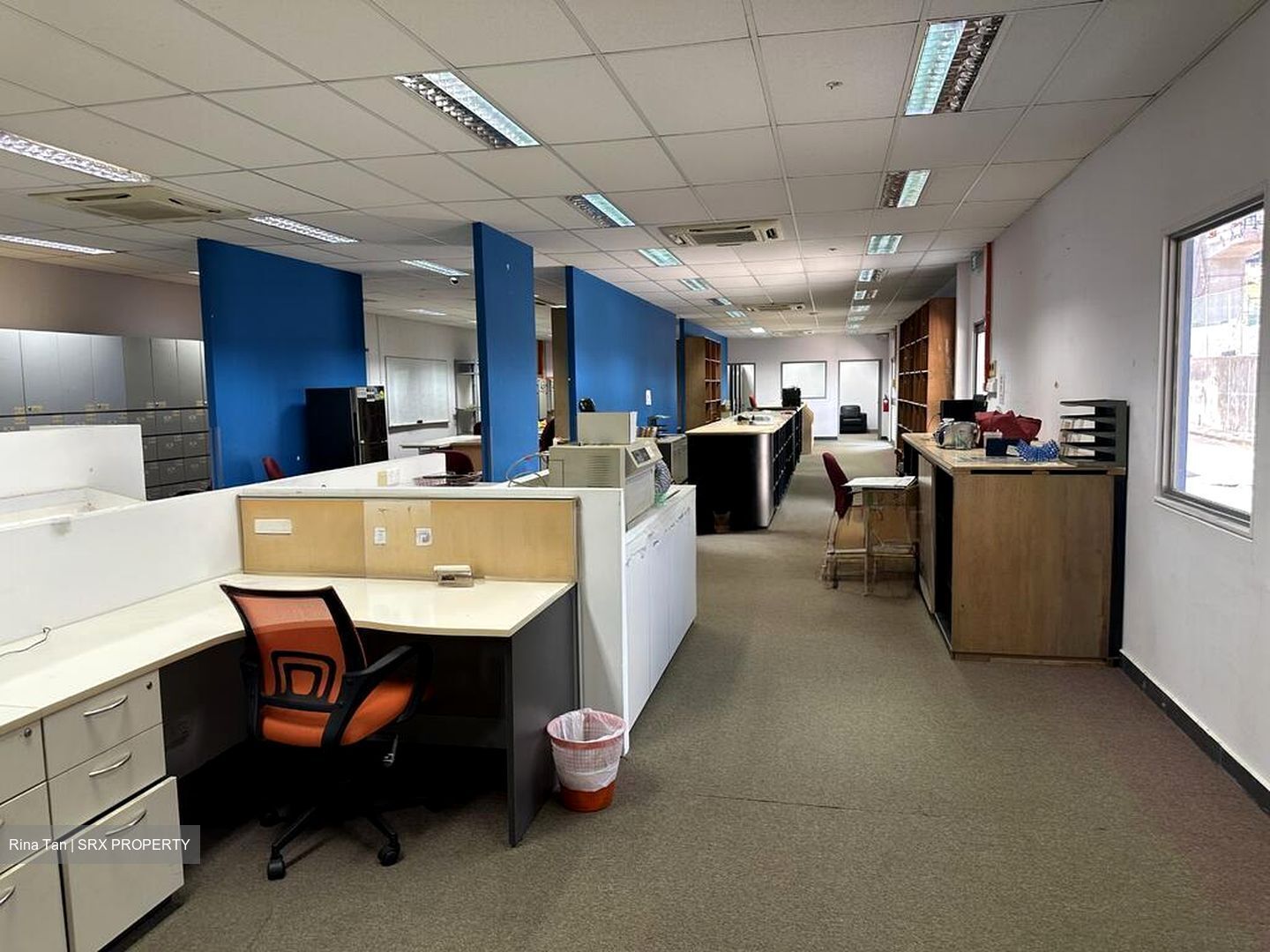 Jalan Pesawat (D22), Office #501018561